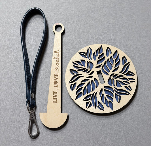 Wristlet Yarn Holder